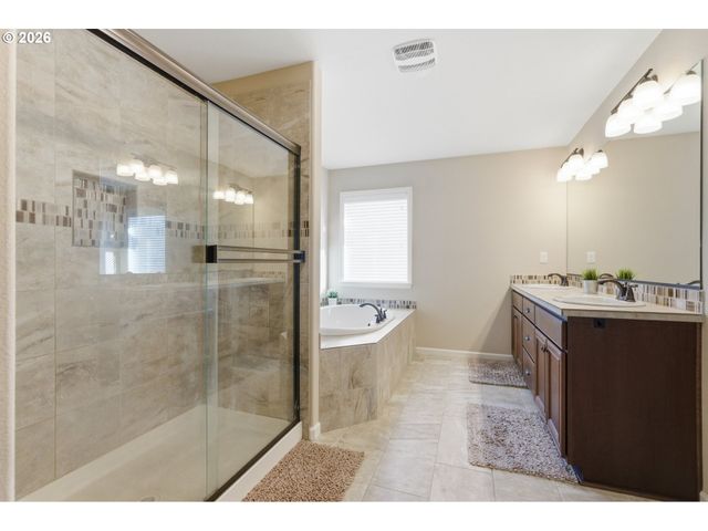 3750 Se MCKENZIE Ave, Hillsboro, OR 97123