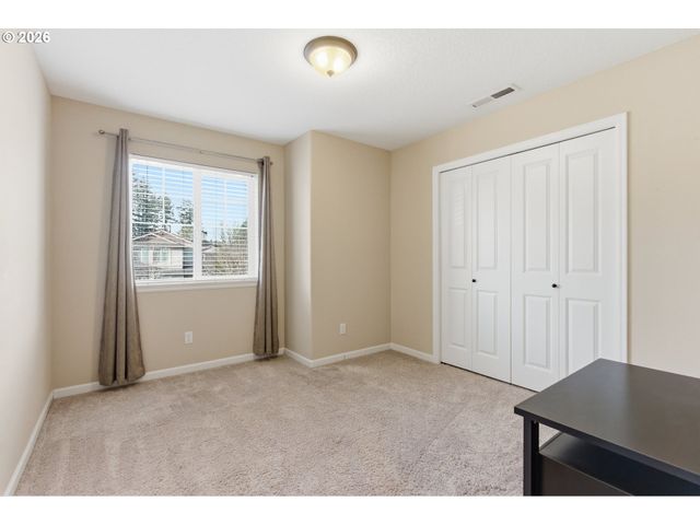 3750 Se MCKENZIE Ave, Hillsboro, OR 97123