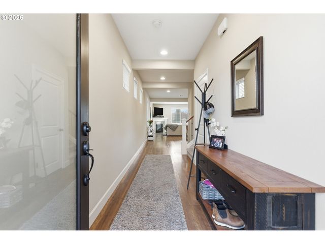 3750 Se MCKENZIE Ave, Hillsboro, OR 97123