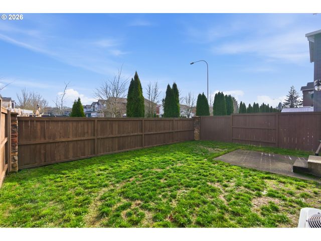 3750 Se MCKENZIE Ave, Hillsboro, OR 97123