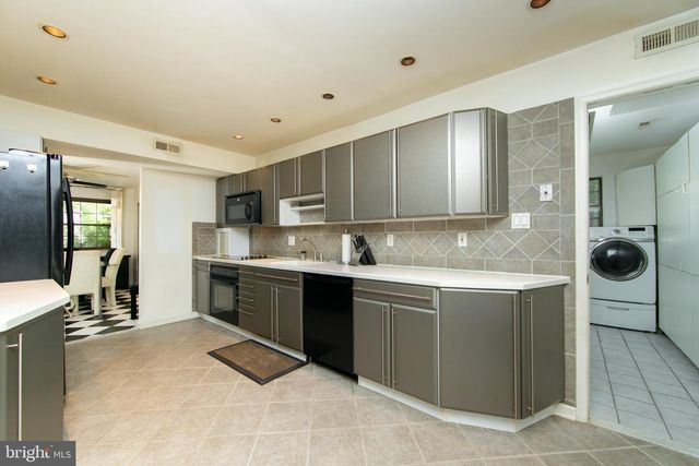 2 PLEASANT VIEW TERRACE, Marlton, NJ 08053