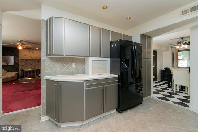 2 PLEASANT VIEW TERRACE, Marlton, NJ 08053