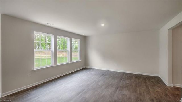 1634 Faircrest Lane, Greensboro, NC 27406