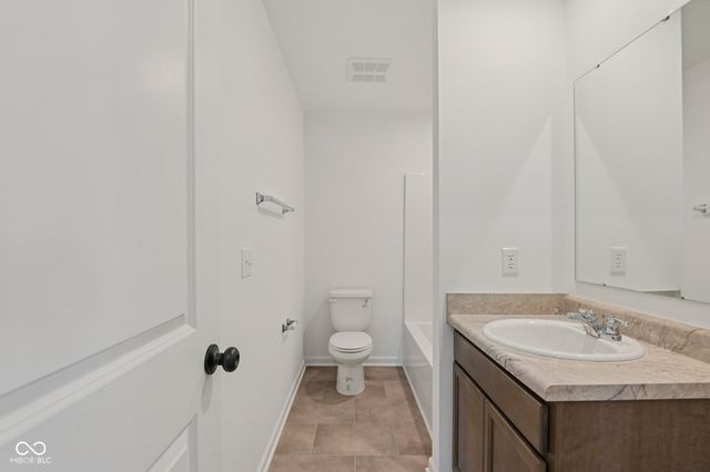 1947 White Oak Lane, Shelbyville, IN 46176