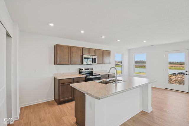 1947 White Oak Lane, Shelbyville, IN 46176