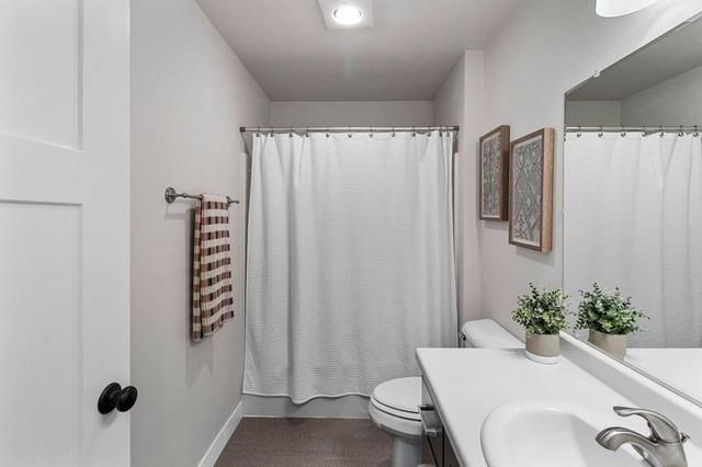 1108 HEYERDAHL HEIGHTS, Hobart, WI 54115