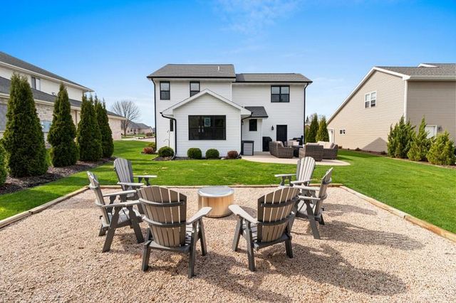 1108 HEYERDAHL HEIGHTS, Hobart, WI 54115