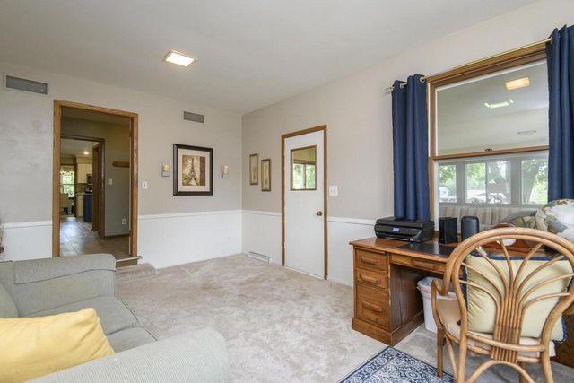 18385 Heathway LANE, Brookfield, WI 53045