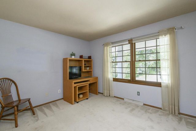 18385 Heathway LANE, Brookfield, WI 53045