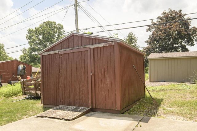 18385 Heathway LANE, Brookfield, WI 53045