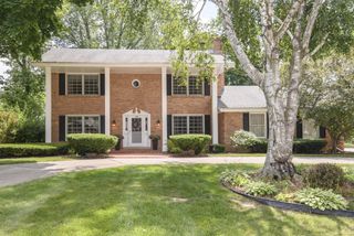 18385 Heathway LANE, Brookfield, WI 53045