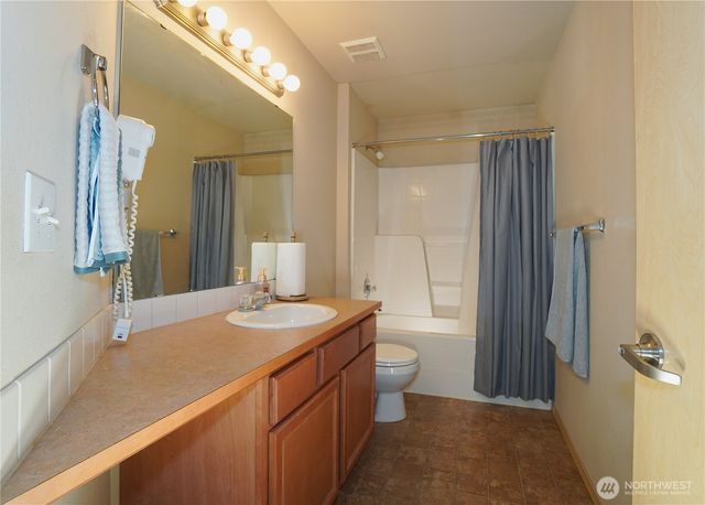 16034 SE 254th Street, Covington, WA 98042