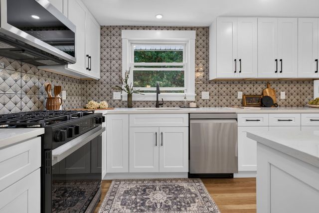 8 Carriage Drive, Acton, MA 01720