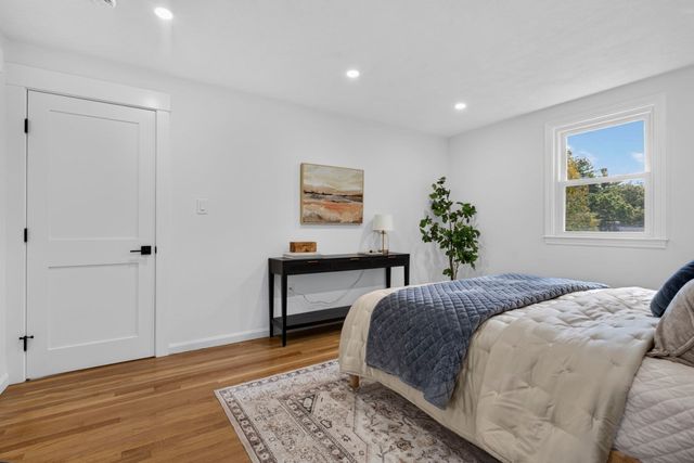 8 Carriage Drive, Acton, MA 01720