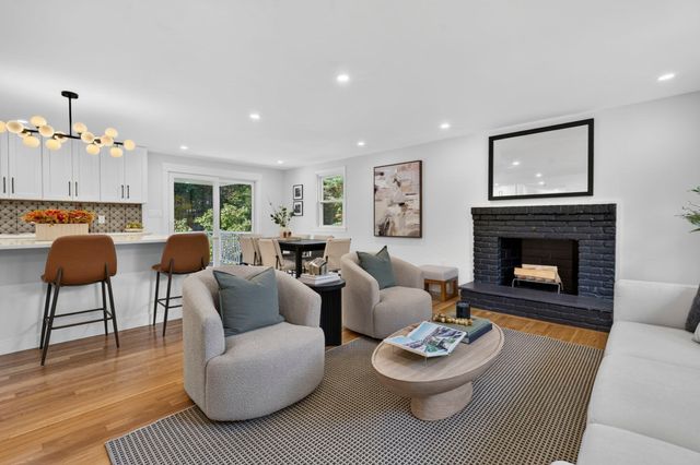 8 Carriage Drive, Acton, MA 01720