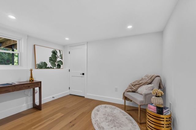 8 Carriage Drive, Acton, MA 01720