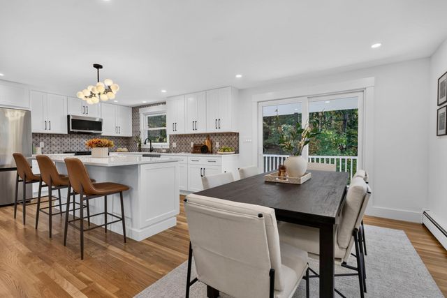 8 Carriage Drive, Acton, MA 01720