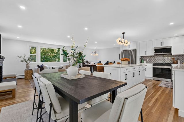 8 Carriage Drive, Acton, MA 01720