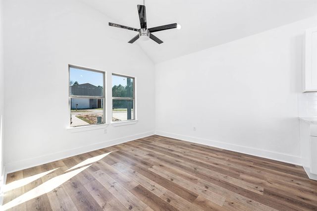 16982 W Hammon, Montgomery, TX 77316