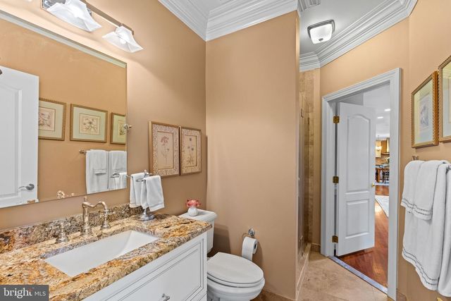 5452 CHANDLEY FARM CIR, Centreville, VA 20120