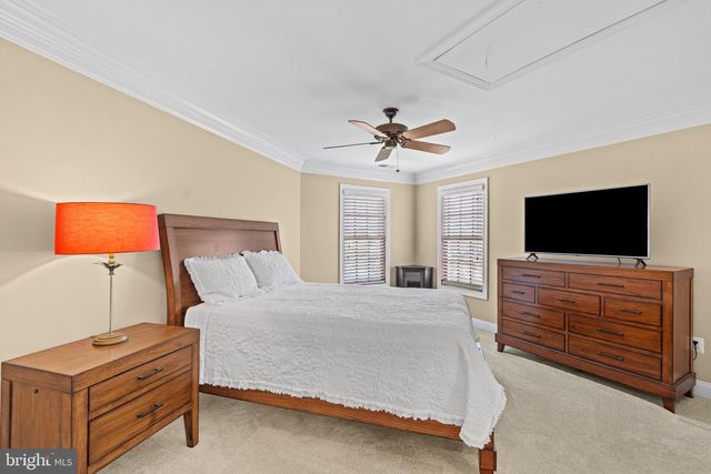 5452 CHANDLEY FARM CIR, Centreville, VA 20120