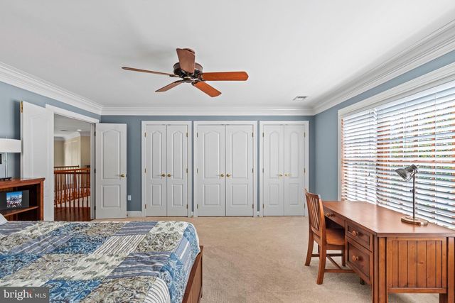 5452 CHANDLEY FARM CIR, Centreville, VA 20120