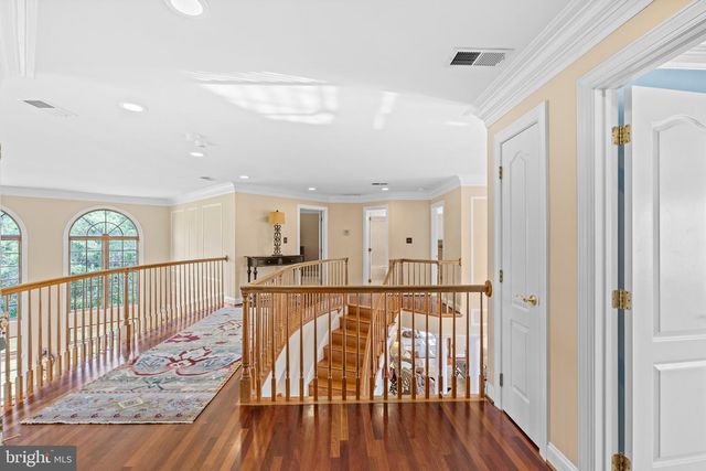 5452 CHANDLEY FARM CIR, Centreville, VA 20120