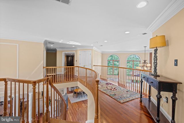 5452 CHANDLEY FARM CIR, Centreville, VA 20120