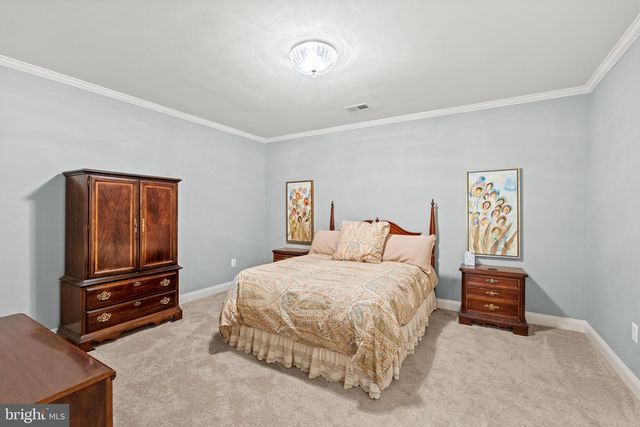 5452 CHANDLEY FARM CIR, Centreville, VA 20120