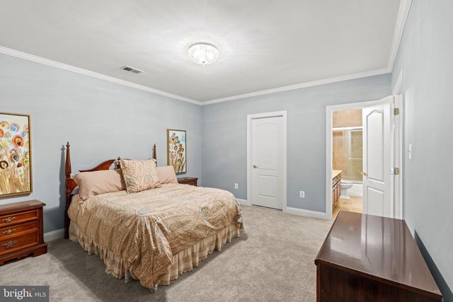 5452 CHANDLEY FARM CIR, Centreville, VA 20120