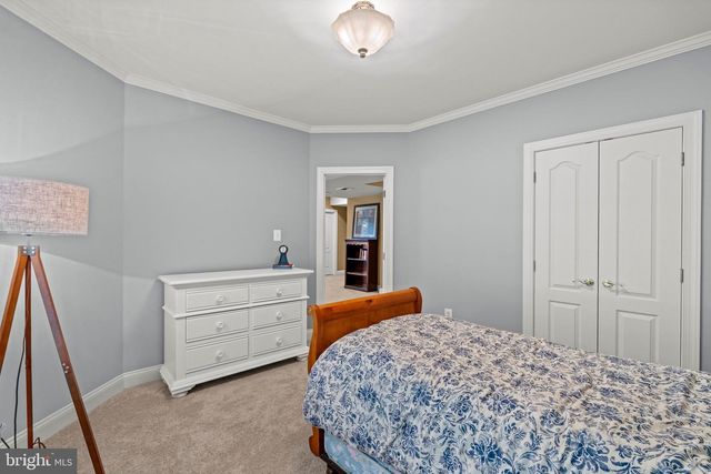 5452 CHANDLEY FARM CIR, Centreville, VA 20120