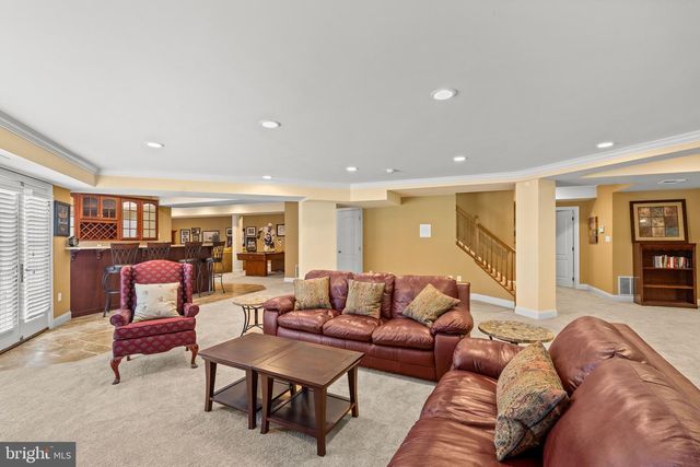 5452 CHANDLEY FARM CIR, Centreville, VA 20120