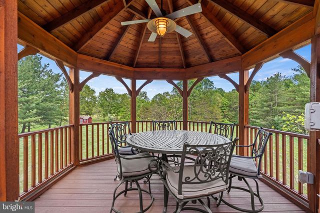 5452 CHANDLEY FARM CIR, Centreville, VA 20120