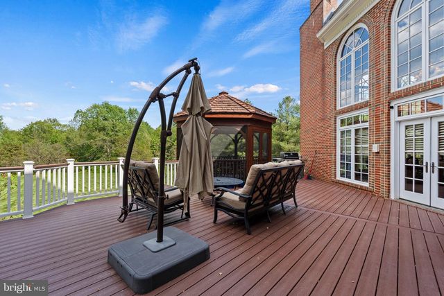 5452 CHANDLEY FARM CIR, Centreville, VA 20120