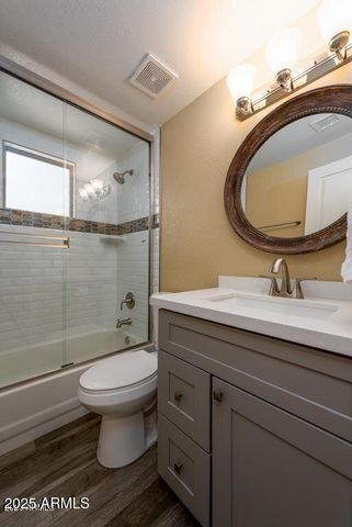 15221 N CLUBGATE Drive 2057, Scottsdale, AZ 85254