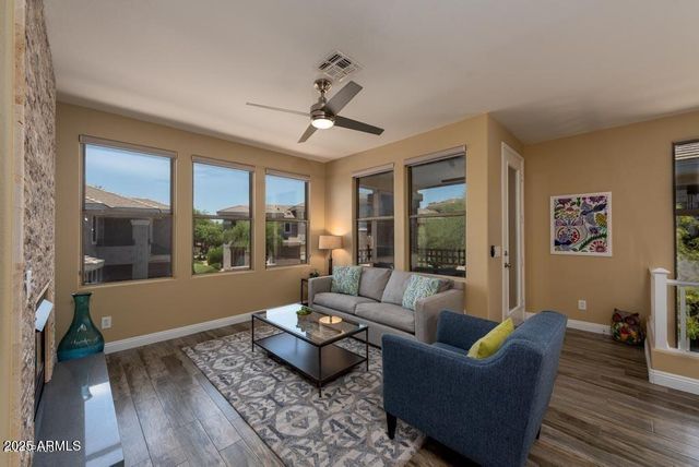 15221 N CLUBGATE Drive 2057, Scottsdale, AZ 85254