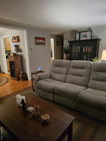 34 Ambassador Lane, Newburgh, NY 12550