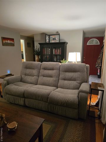 34 Ambassador Lane, Newburgh, NY 12550