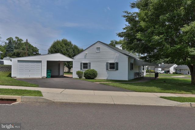 100 BEDFORD RD, Fairless Hills, PA 19030
