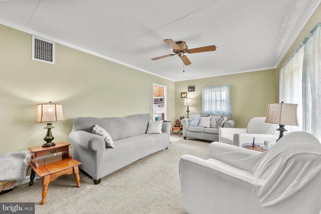 100 BEDFORD RD, Fairless Hills, PA 19030