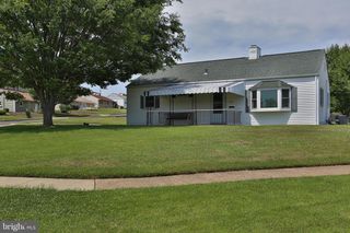 100 BEDFORD RD, Fairless Hills, PA 19030