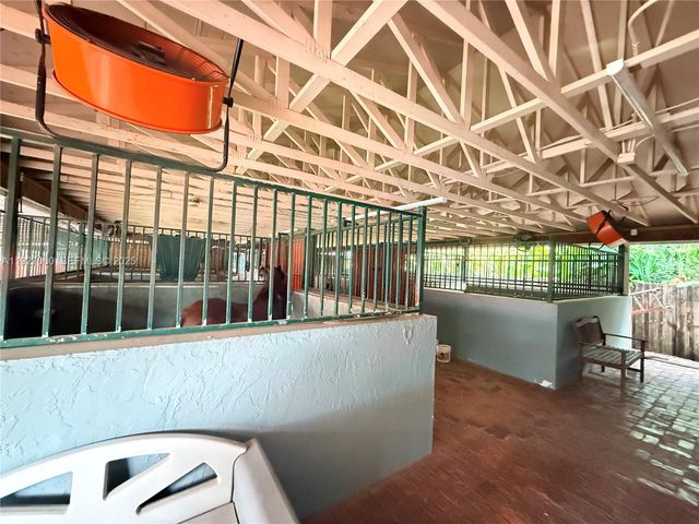 5877 SW 123rd Ave Main, Miami, FL 33183