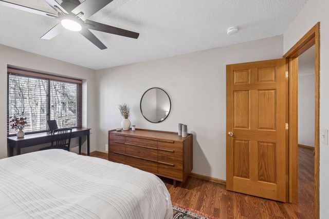 1811 Yuma Lane N, Plymouth, MN 55447