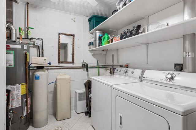 1811 Yuma Lane N, Plymouth, MN 55447