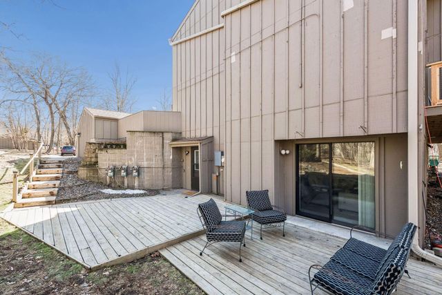 1811 Yuma Lane N, Plymouth, MN 55447