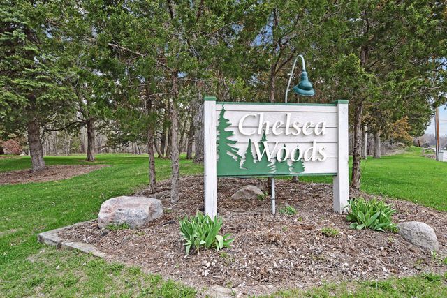 1811 Yuma Lane N, Plymouth, MN 55447