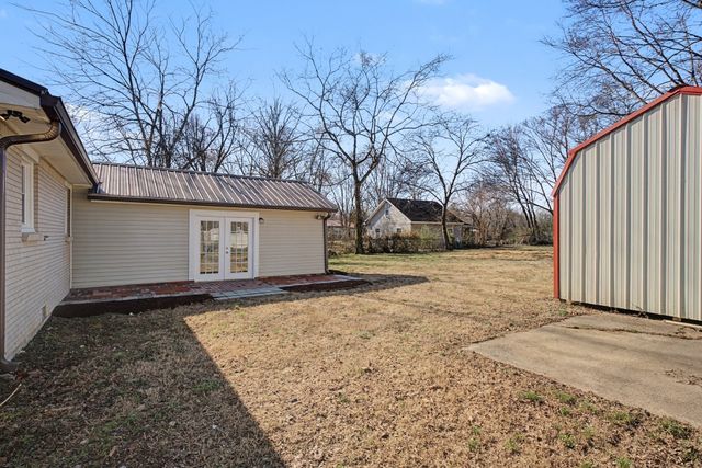 110 Green Meadow Dr, Gallatin, TN 37066