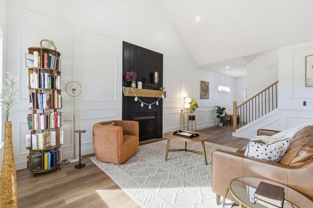 120 E Chloe Lane, Republic, MO 65738