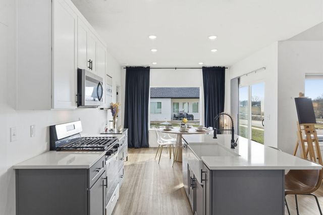 120 E Chloe Lane, Republic, MO 65738