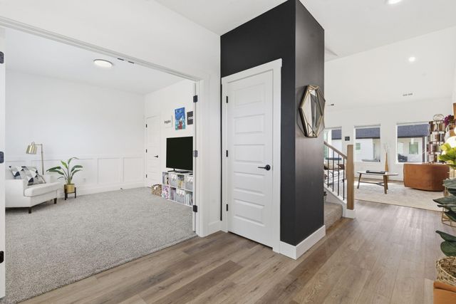 120 E Chloe Lane, Republic, MO 65738